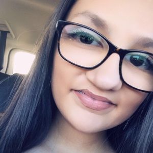 Meet your Posher, Ciarah